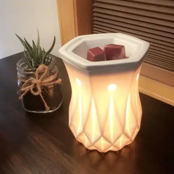 Alabaster Scentsy Warmer - The Candle Boutique - Scentsy UK Consultant