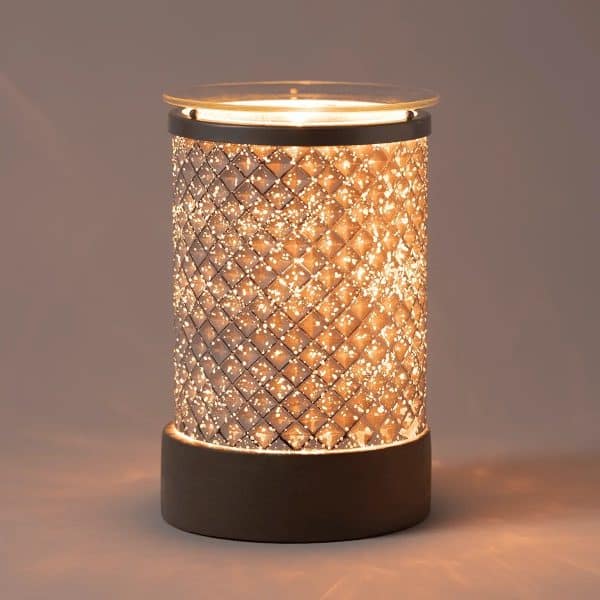 Cream Diamond Scentsy Warmer Dark Setting