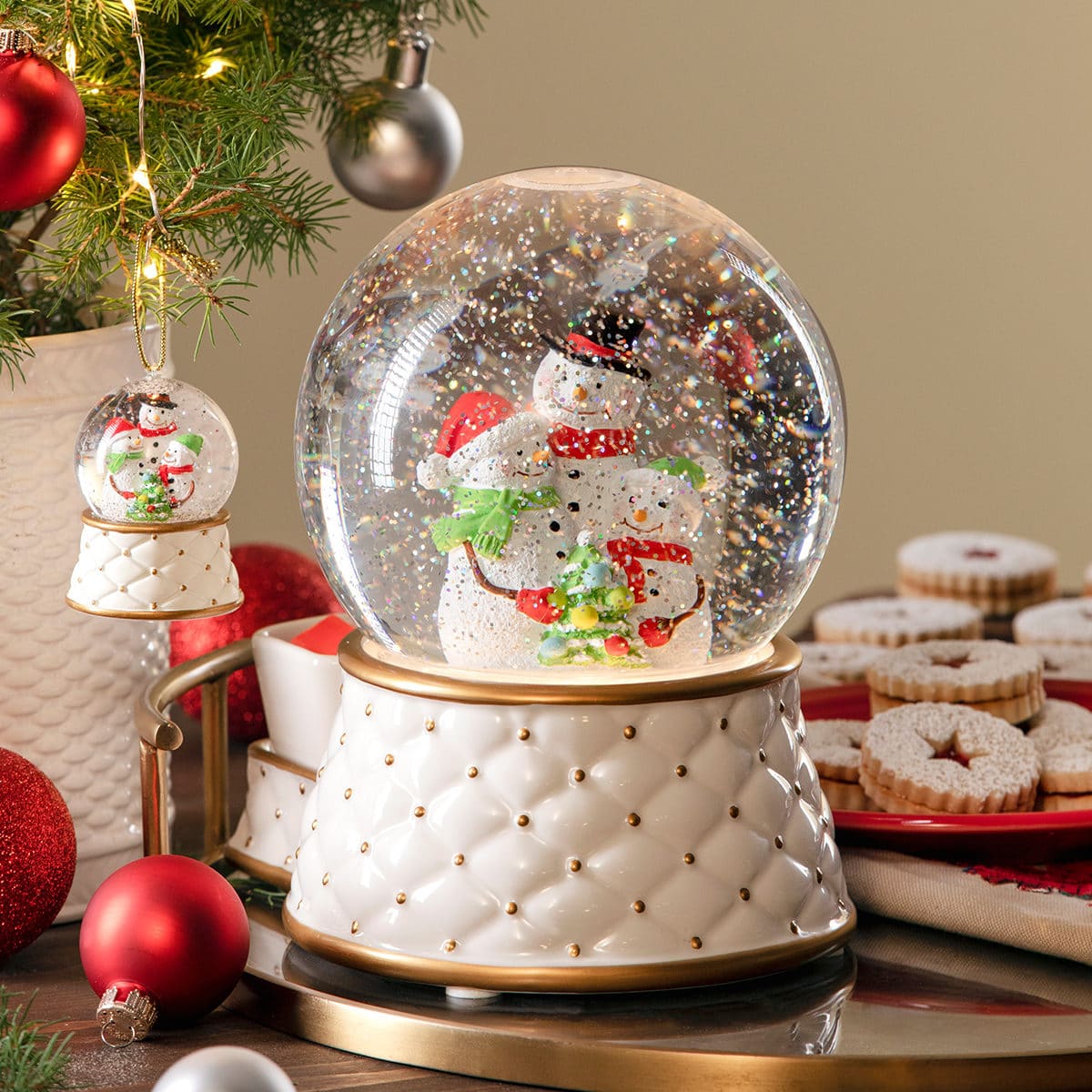 Snow Globe Scentsy Warmer