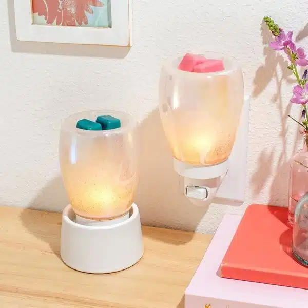 Perfect Pearl Mini Scentsy Warmer with Tabletop Base