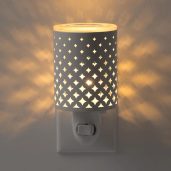 Light From Within Scentsy Plugin Mini Warmer Dark Setting
