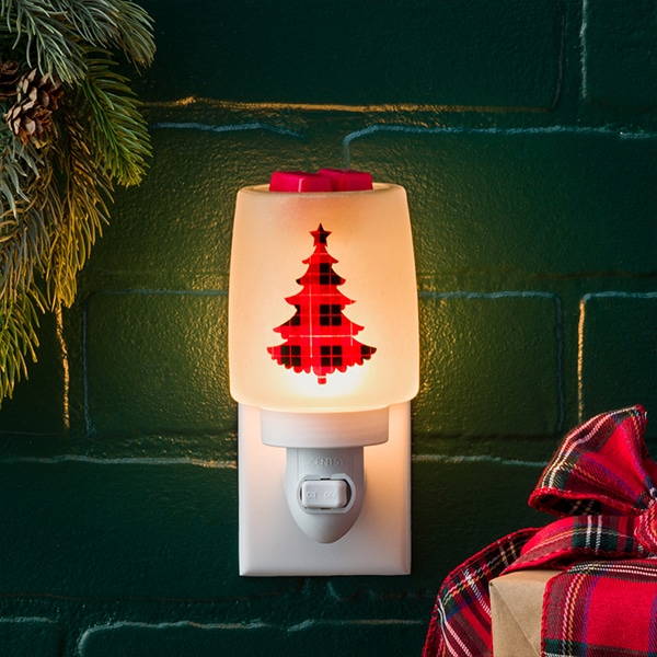 Pine for Plaid Scentsy Plugin Mini Warmer Styled