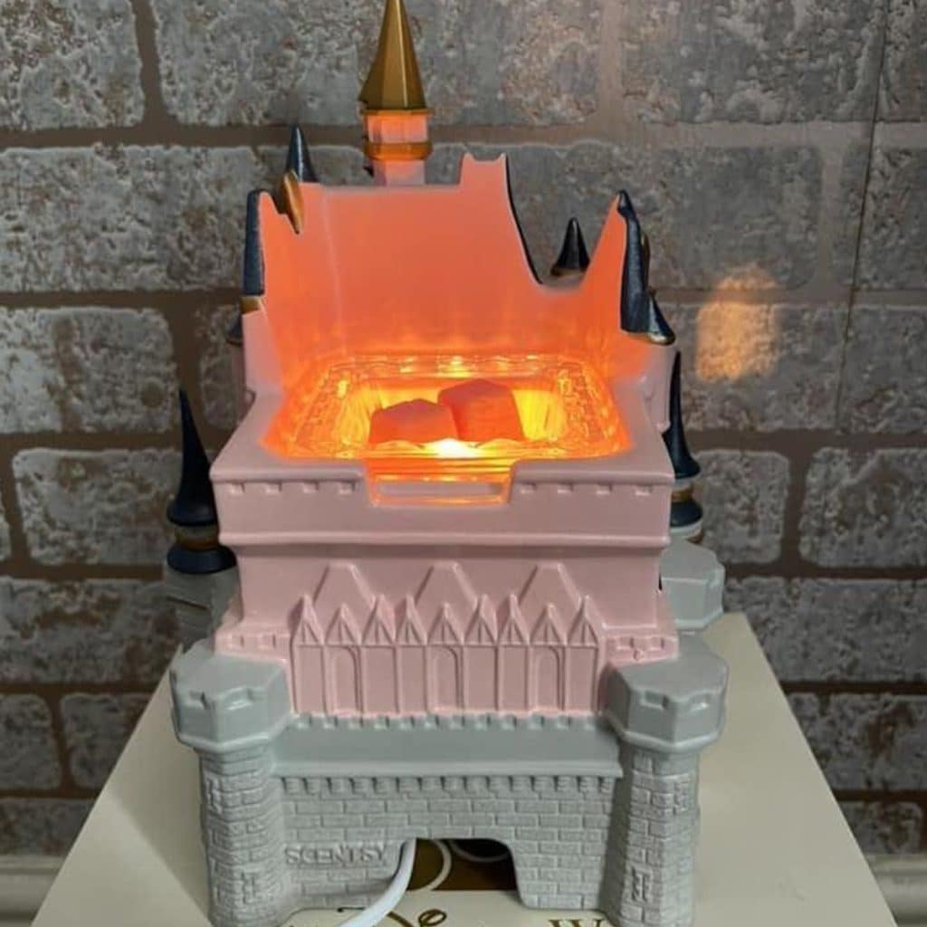 Scentsy UK Cinderella Castle Warmer