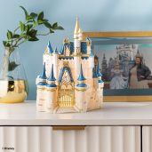 Walt Disney World Cinderella Castle – Scentsy Warmer Styled 2