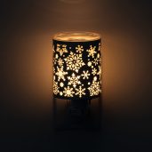 Catching Snowflakes Scentsy Plugin Mini Warmer Dark Setting