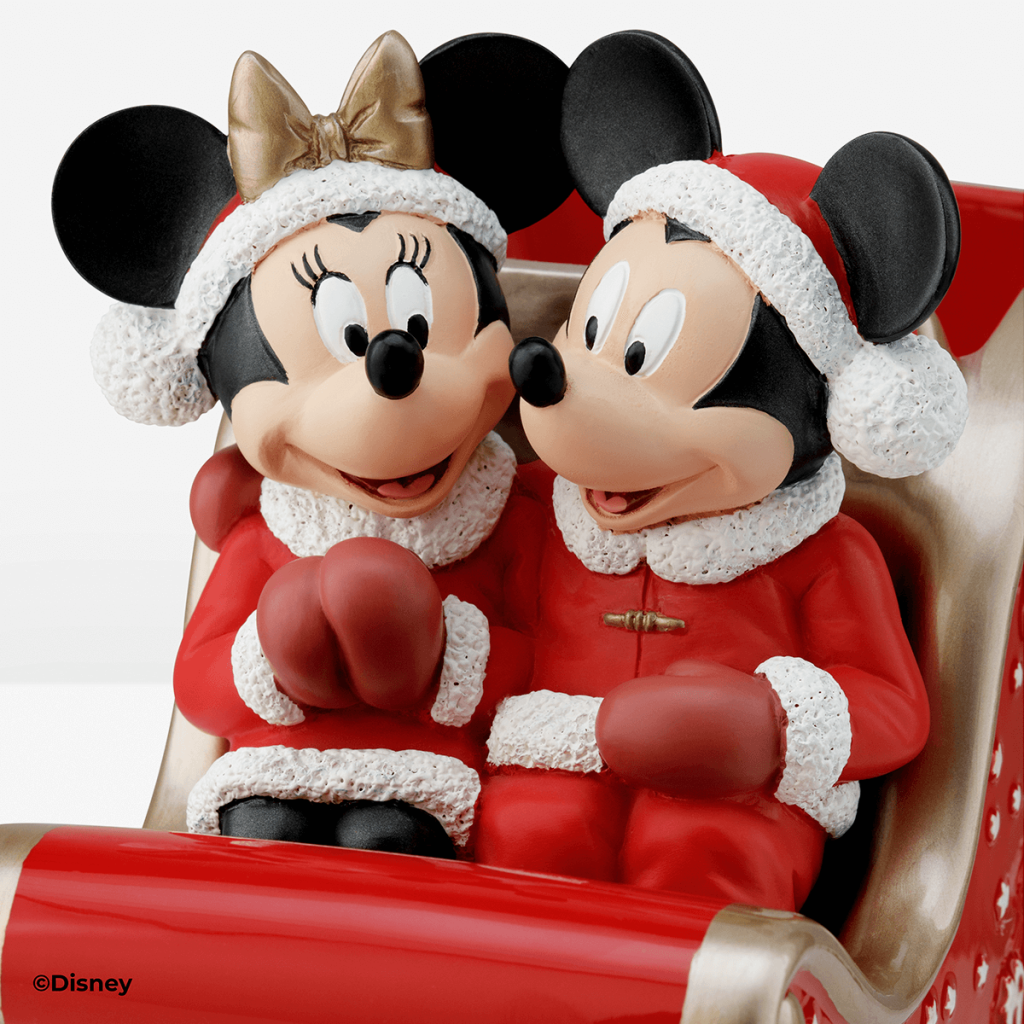 Christmas with Disney Mickey Mouse and Minnie Mouse Scentsy Warmer