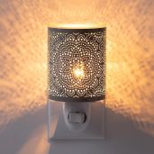 Aziza Scentsy Plugin Mini Warmer Dark Setting