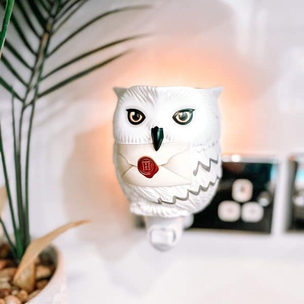 Hedwig™ Harry Potter™ Scentsy Plugin Mini Warmer with Wall Plug