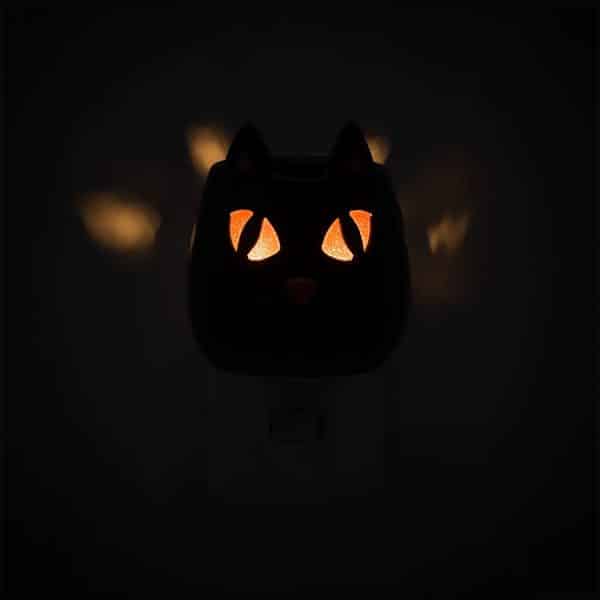 Spooky Stare Scentsy Plugin Mini Warmer Night Setting