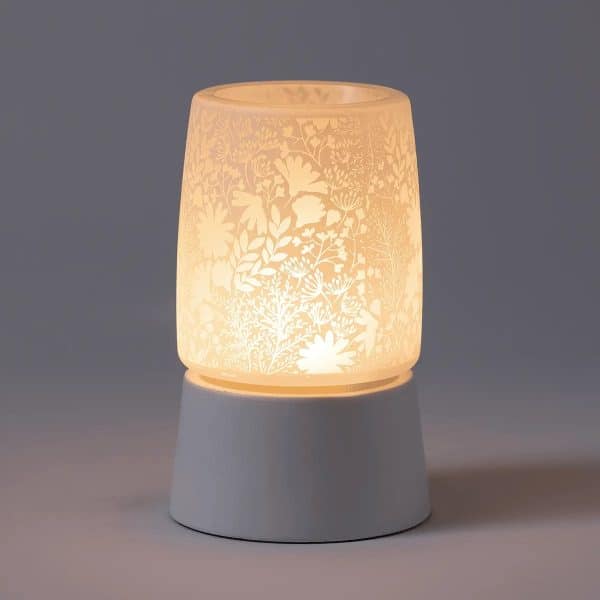Charming Garden Scentsy Warmer with Tabletop Base Dark Setting Charming Garden Scentsy Warmer with Tabletop Base Dark Setting