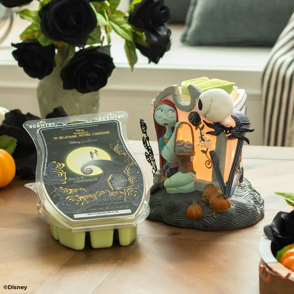Disney Tim Burton’s The Nightmare Before Christmas 30th Anniversary Scentsy Warmer Bundle Styled
