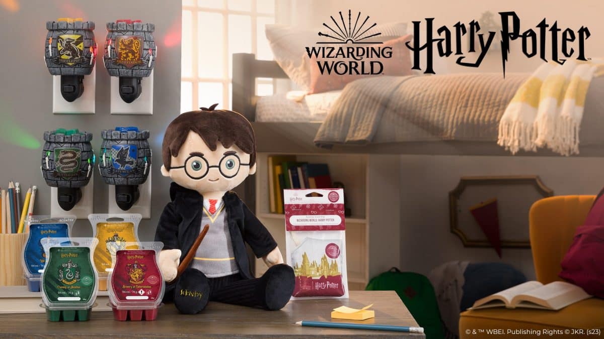 https://www.thecandleboutique.co.uk/wp-content/uploads/2023/11/Harry-Potter%E2%84%A2-Scentsy-Products-2023-1200x675-cropped.jpg