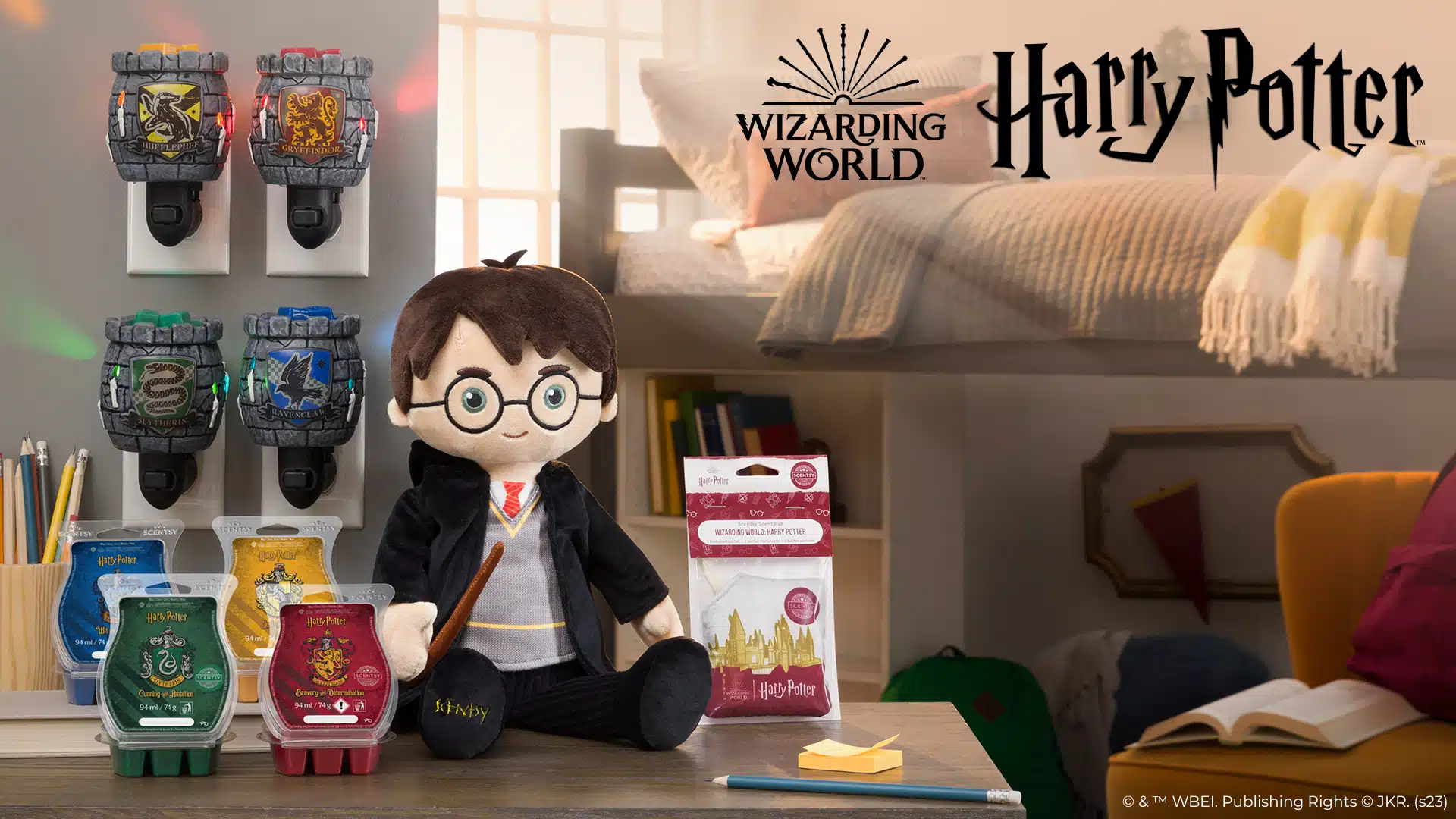Scentsy HARRY POTTER Hogwarts House WARMER NEW Hogwarts CASTLE HALLOWEEN  RARE