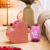 Sweet Heart Scentsy Warmer (January Warmer of the Month) With Wax
