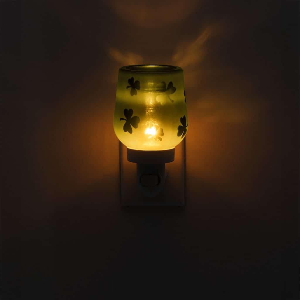 Shamrock Scentsy Plugin Mini Warmer Real Life Image