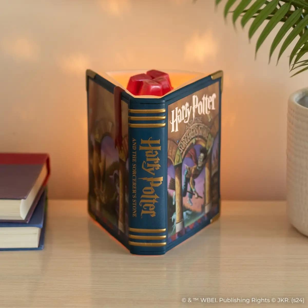 Harry Potter and the Sorcerer’s Stone™ – Scentsy Warmer Harry Potter and the Sorcerer’s Stone™ – Scentsy Warmer 2