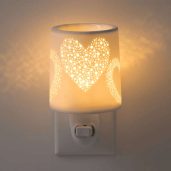 Heart to Heart Scentsy Plugin Mini Warmer Dark Setting
