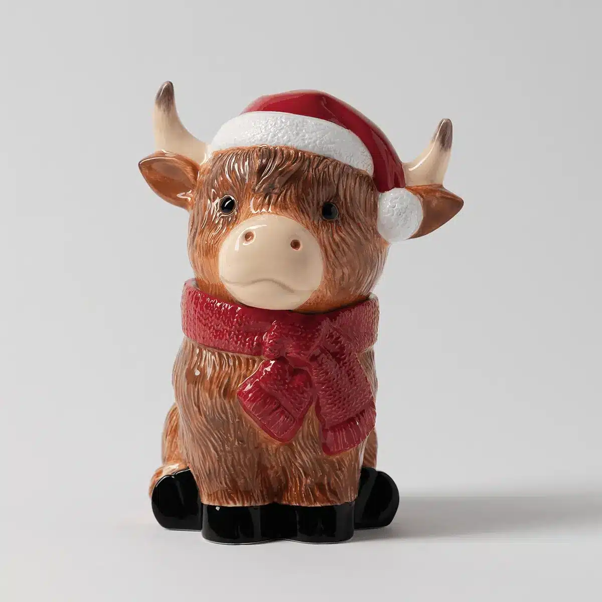 Jolly Ol’ Saint Moo Highland Cow Scentsy Warmer Jolly Ol’ Saint Moo Highland Cow Scentsy Warmer
