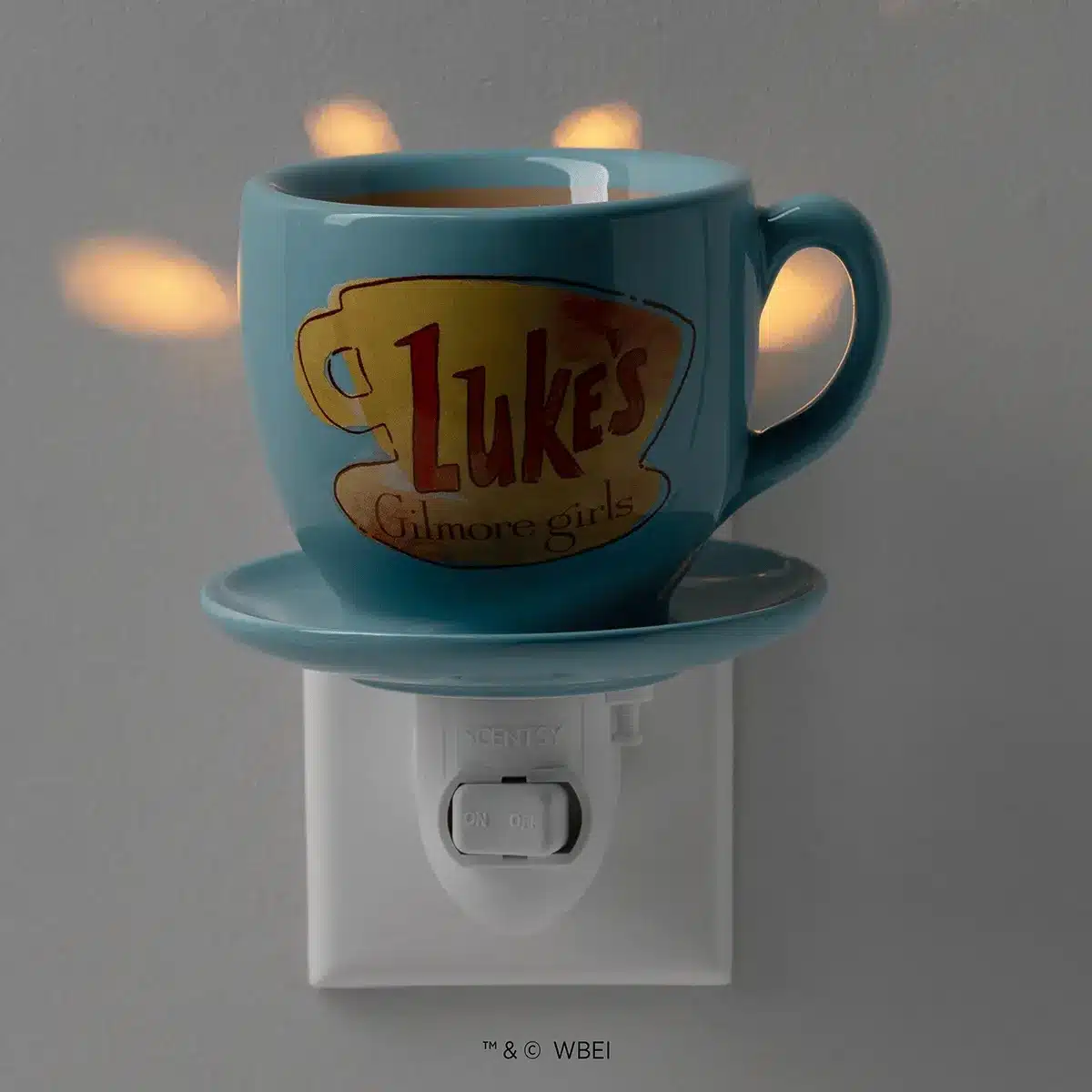 Luke's Coffee Mug – Scentsy Mini Warmer with Wall Plug Dark Setting Luke's Coffee Mug – Scentsy Mini Warmer with Wall Plug Dark Setting