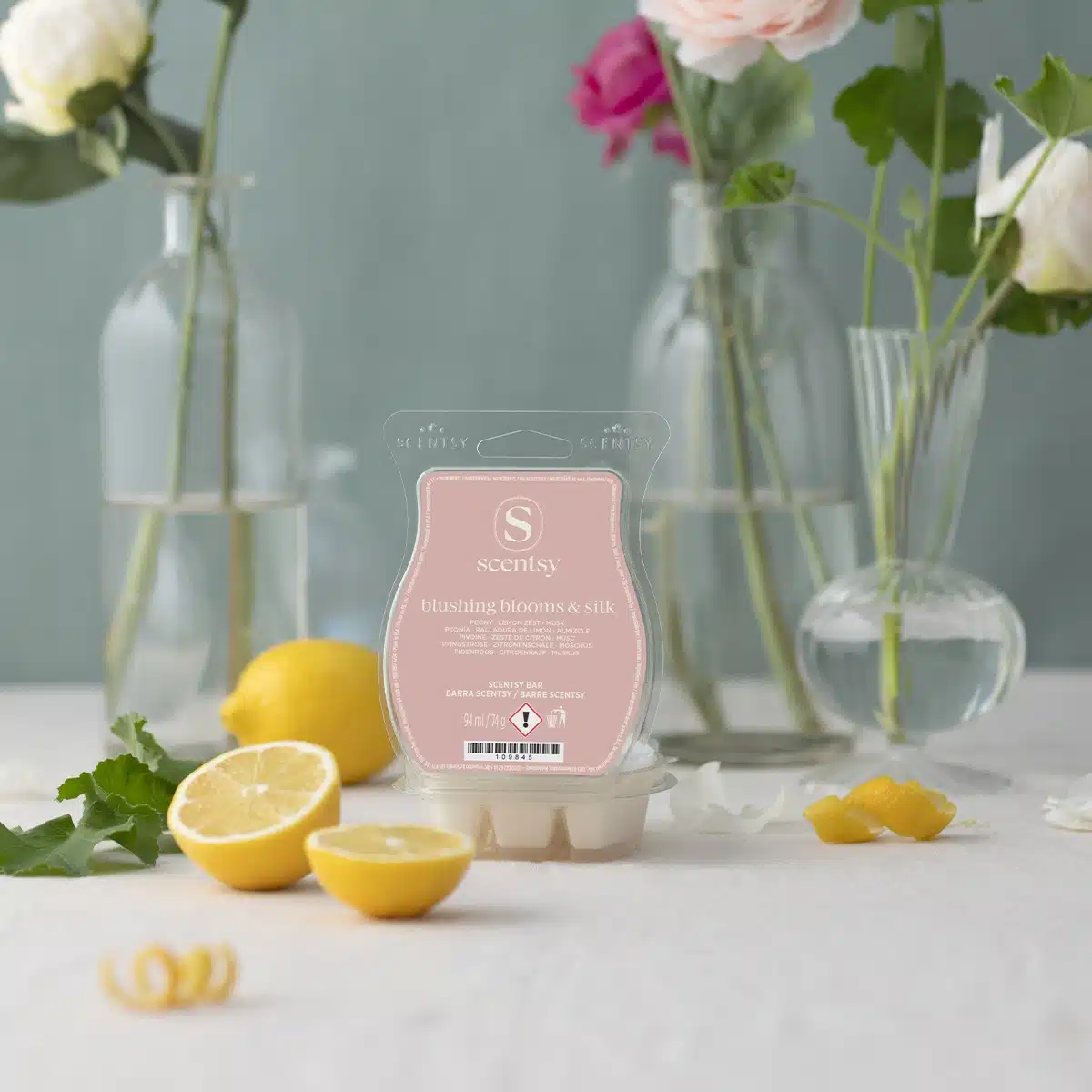 Blushing Blooms & Silk Scentsy Bar Styled Blushing Blooms & Silk Scentsy Bar