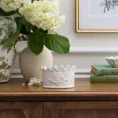 Classic Crest Scentsy Warmer