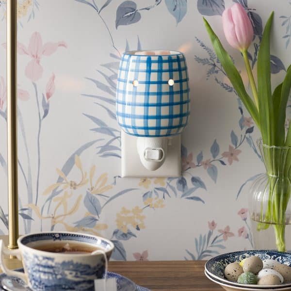 Cottage Gingham – Blue Scentsy Plugin Mini Warmer Styled Cottage Gingham – Blue Scentsy Plugin Mini Warmer Styled