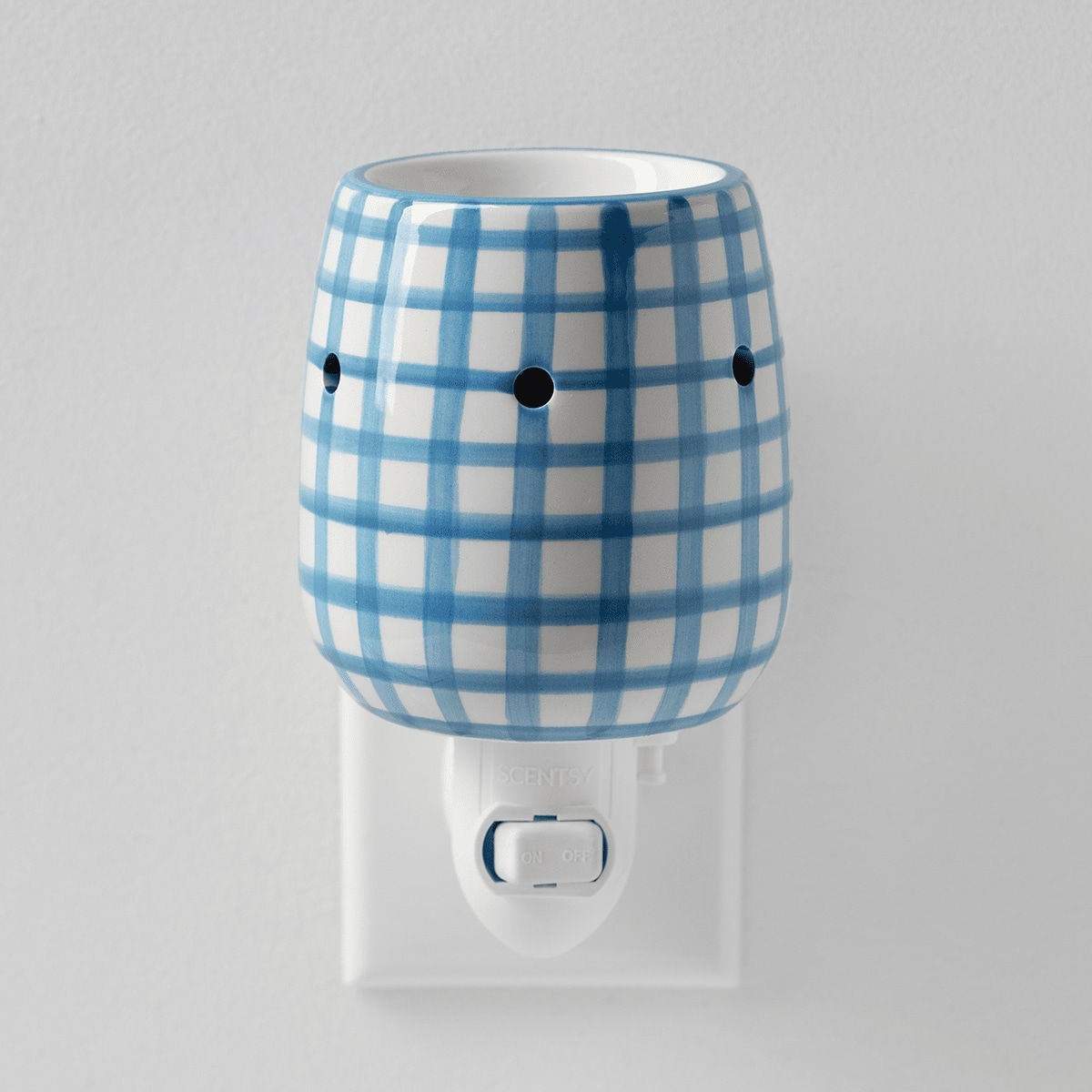 Cottage Gingham – Blue Scentsy Plugin Mini Warmer Switched Off Cottage Gingham – Blue Scentsy Plugin Mini Warmer Switched Off