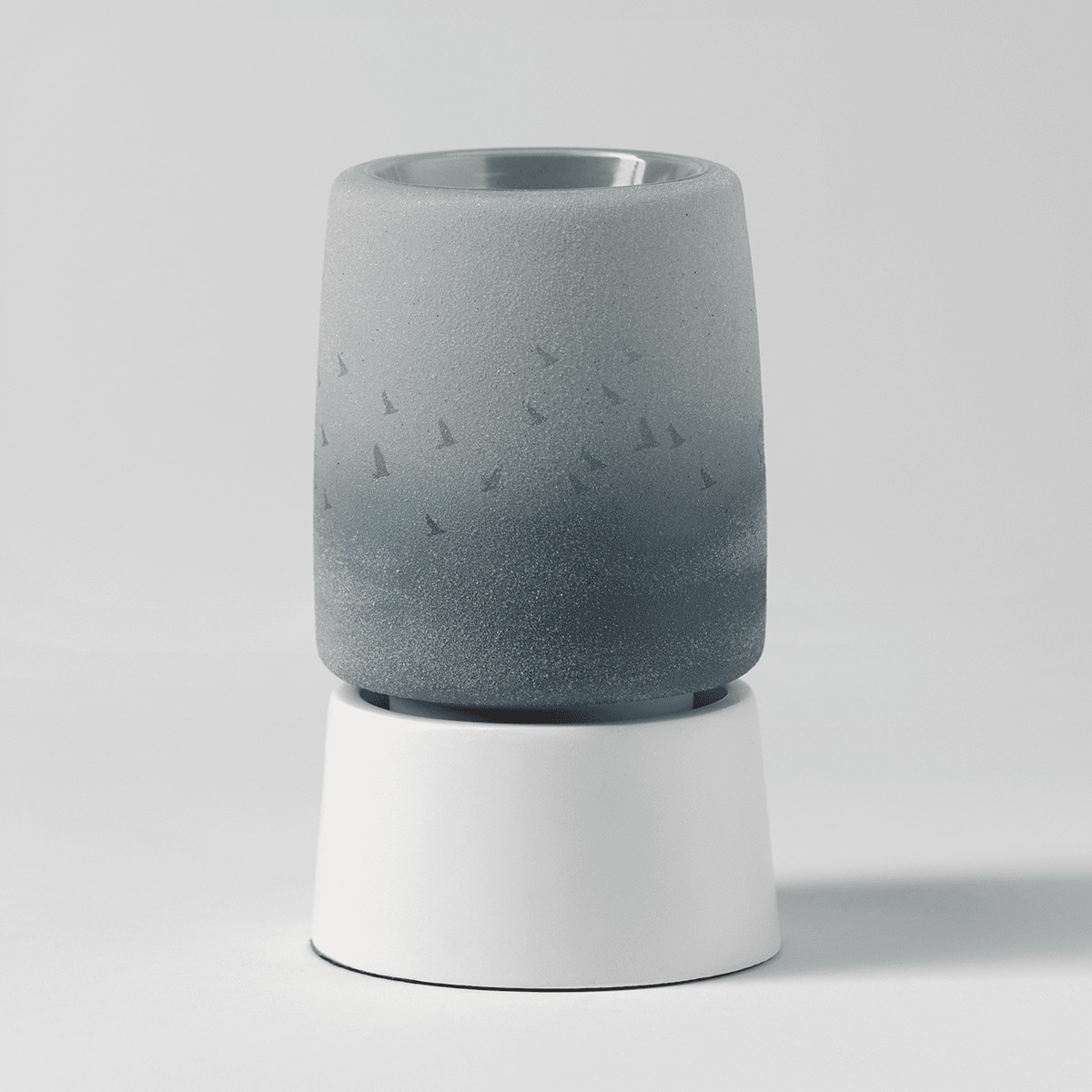 Waves & Wings Scentsy Mini Warmer with Tabletop Base Switched Off Waves & Wings Scentsy Mini Warmer with Tabletop Base Switched Off