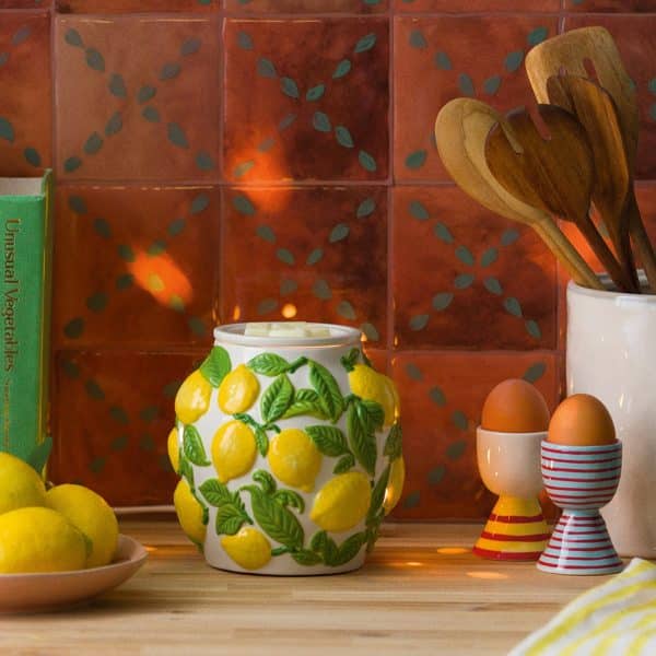 Amalfi Limone Scentsy Warmer Styled