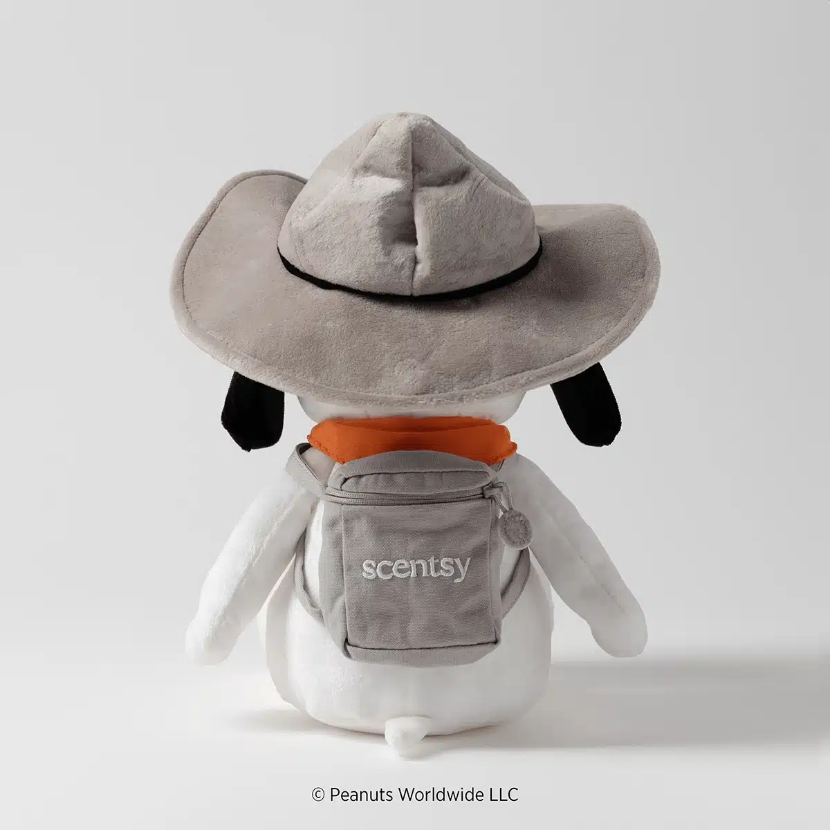 Snoopy™ Beagle Scouts – Scentsy Buddy Back View Snoopy™ Beagle Scouts – Scentsy Buddy Back View