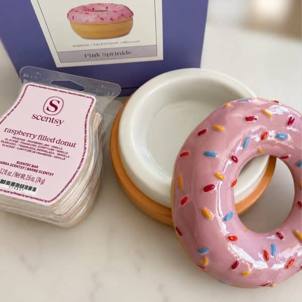 Pink Sprinkle Scentsy Warmer With Wax & Box Pink Sprinkle Scentsy Warmer With Wax & Box