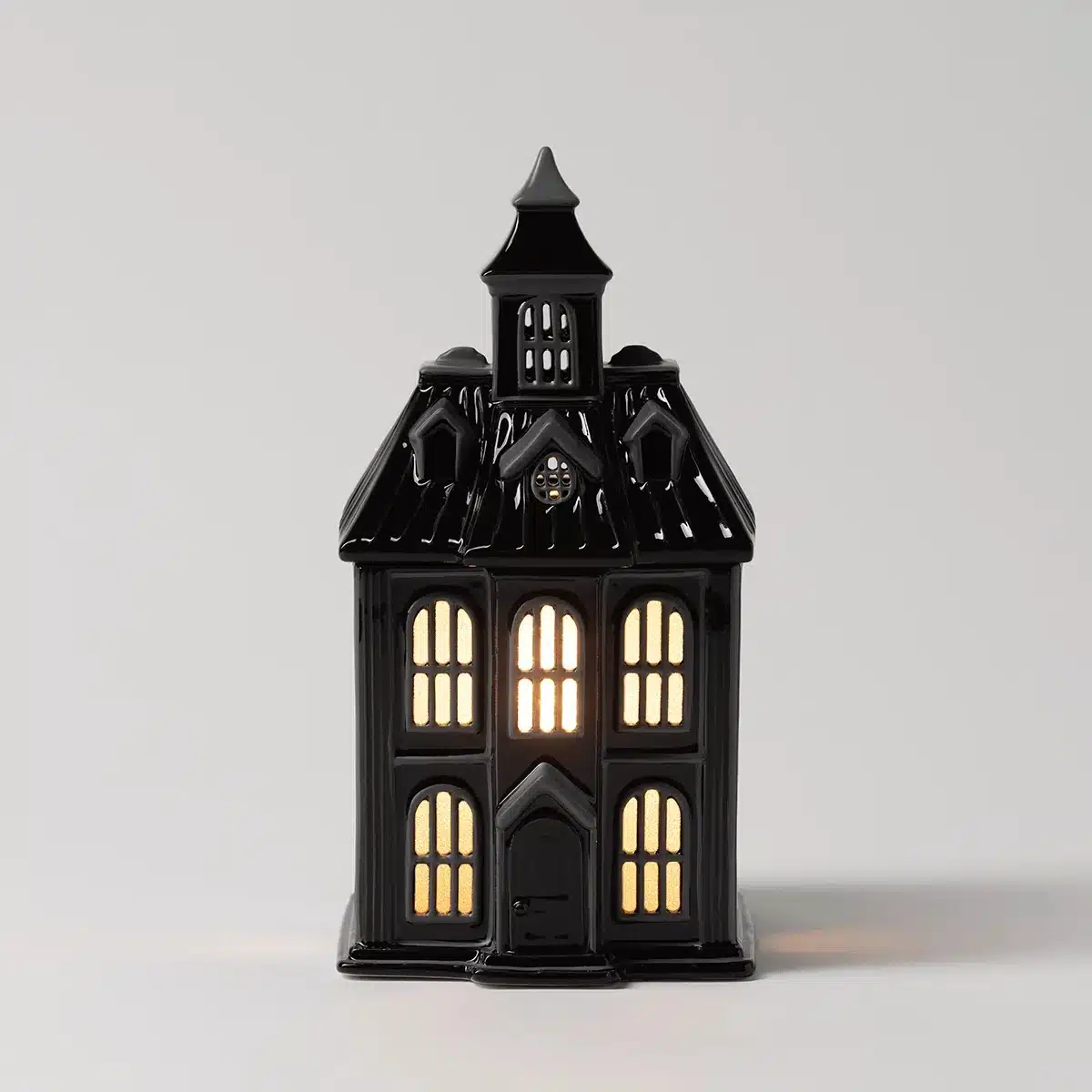 Haunted Haven Scentsy Warmer Haunted Haven Scentsy Warmer