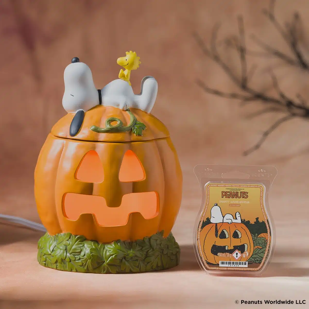 Snoopy’s™ Pumpkin Patch – Scentsy Warmer With Wax Snoopy’s™ Pumpkin Patch – Scentsy Warmer With Wax