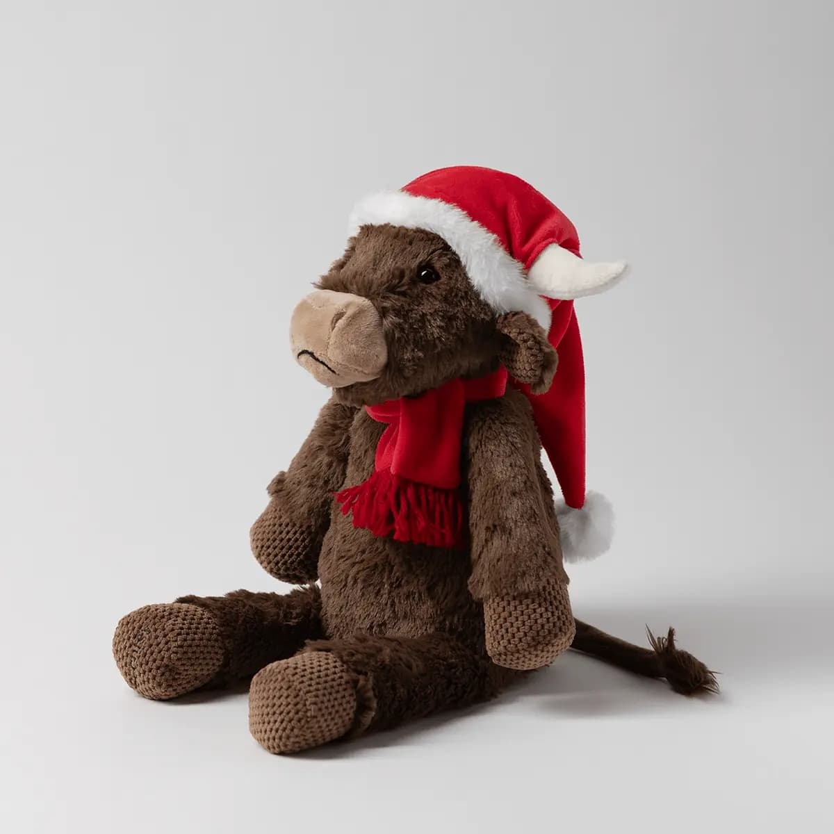 Jolly Ol’ Saint Moo Scentsy Buddy Side View Jolly Ol’ Saint Moo Scentsy Buddy