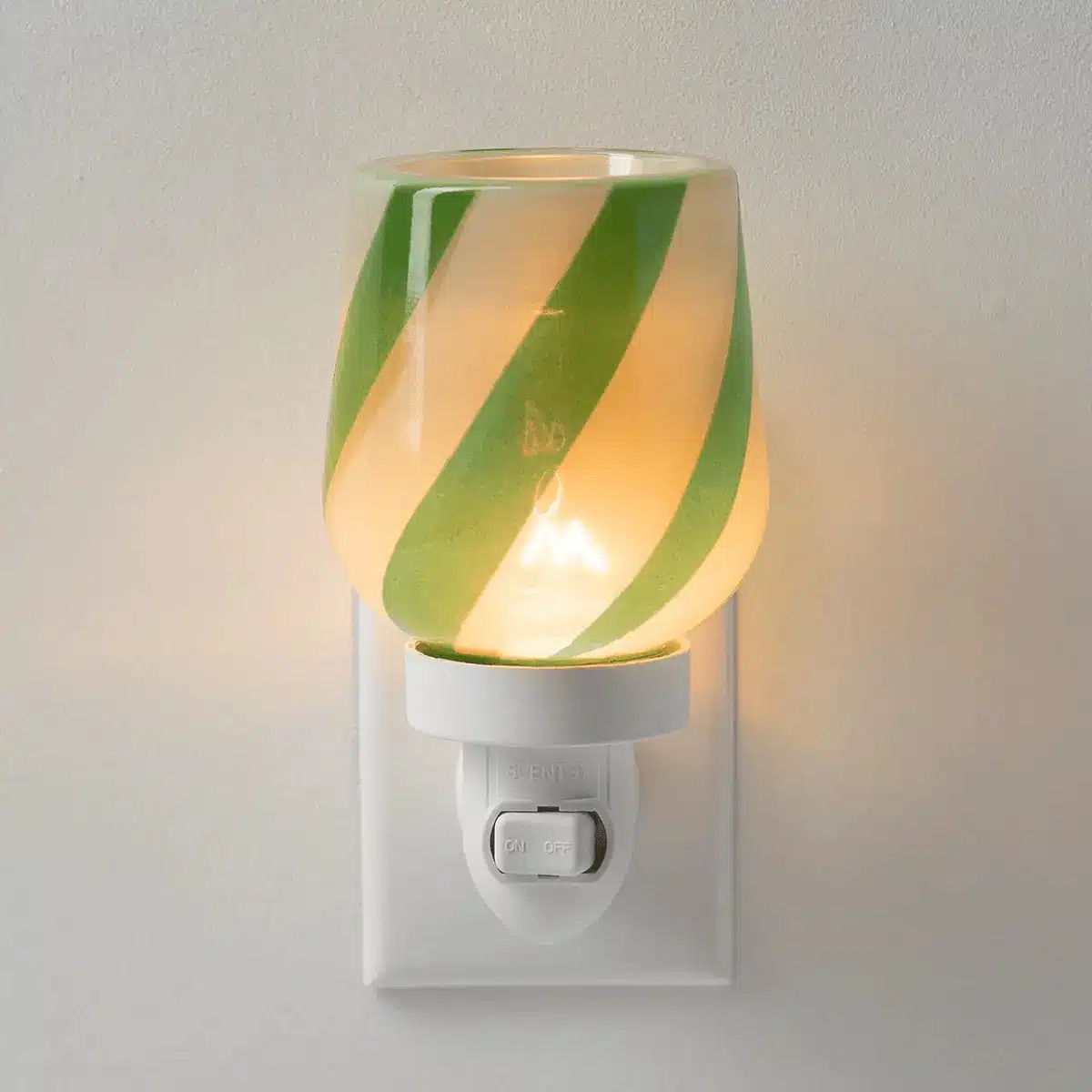 Polar Mint Scentsy Plugin Mini Warmer Polar Mint Scentsy Plugin Mini Warmer