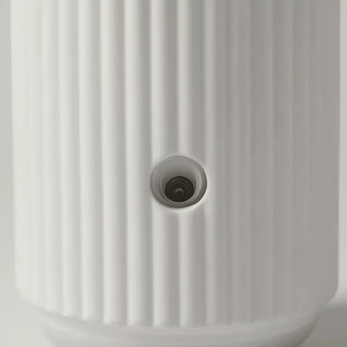Scentsy Solo Diffuser & One Fragrance Cartridge Bundle Close Up Scentsy Solo Diffuser & One Fragrance Cartridge Bundle Close Up