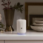 Scentsy Solo Diffuser & One Fragrance Cartridge Bundle Styled