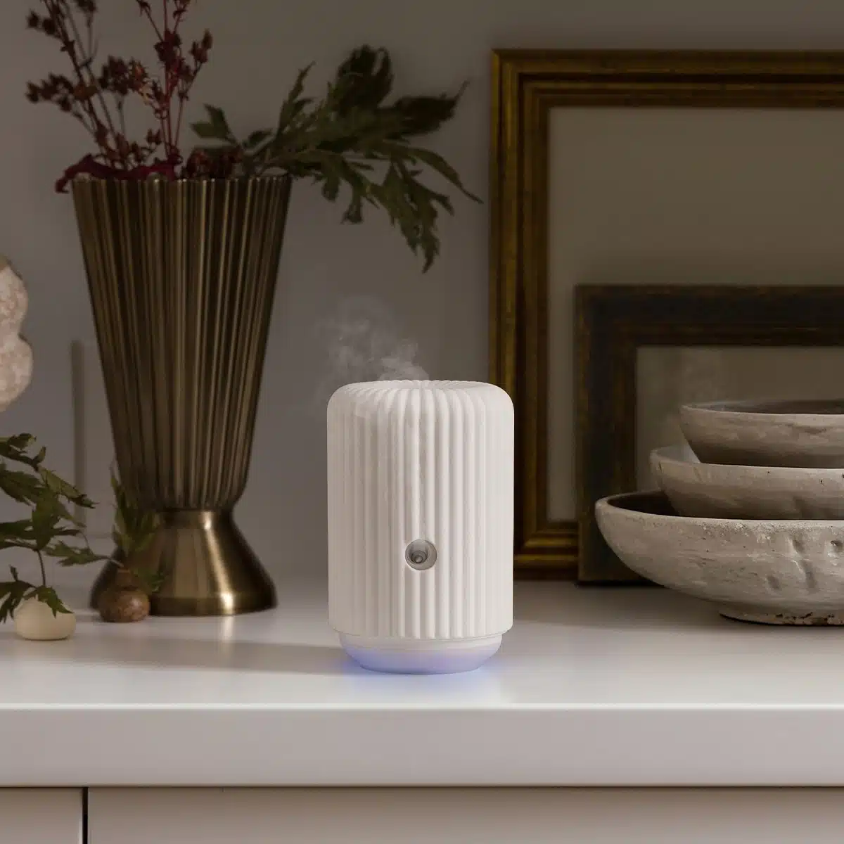 Scentsy Solo Diffuser & One Fragrance Cartridge Bundle Styled Scentsy Solo Diffuser & One Fragrance Cartridge Bundle Styled